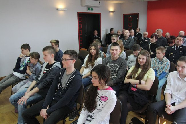 Pożarnicze zmagania w straży (zdjęcia)