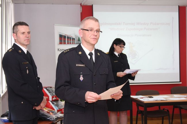 Pożarnicze zmagania w straży (zdjęcia)