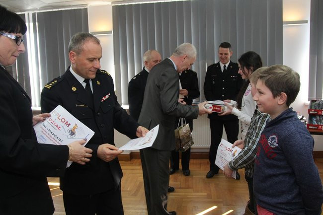 Pożarnicze zmagania w straży (zdjęcia)