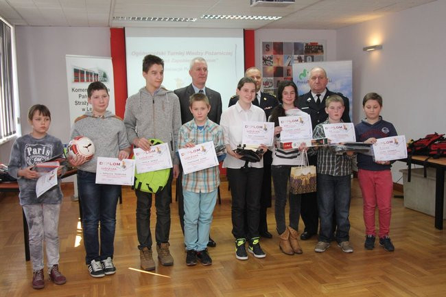 Pożarnicze zmagania w straży (zdjęcia)