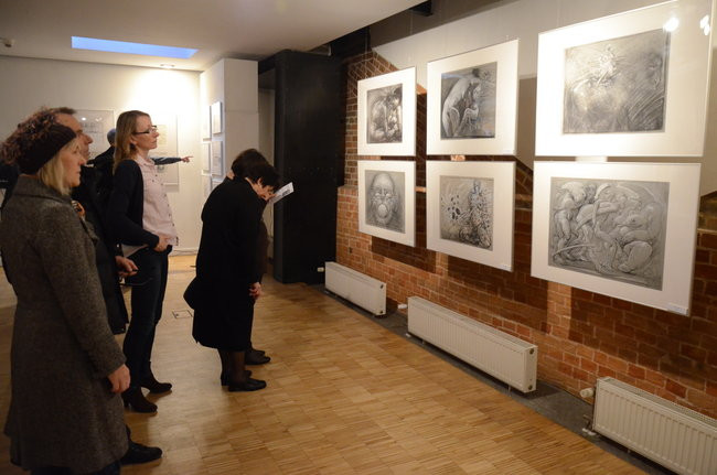 Starowieyski w dwóch galeriach (zdjęcia)