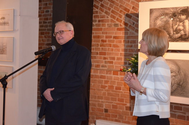 Starowieyski w dwóch galeriach (zdjęcia)