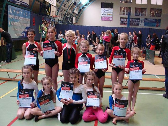 Akrobaci CRC Leszno na medal