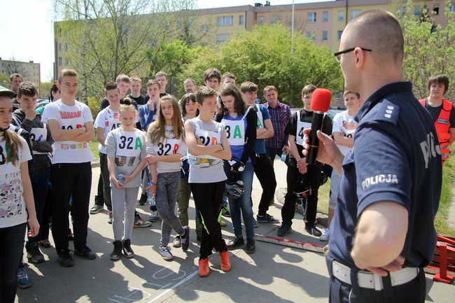 Zmagania w miasteczku ruchu drogowego (zdjęcia)