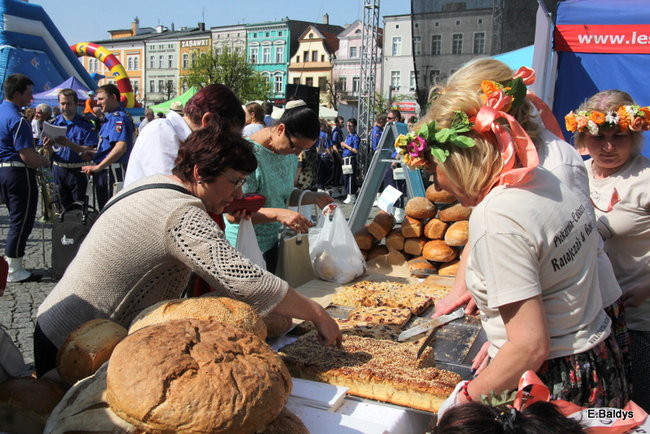 Szlifowanie ożywiło Starówkę (zdjęcia)