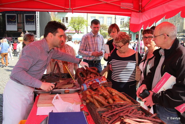 Szlifowanie ożywiło Starówkę (zdjęcia)