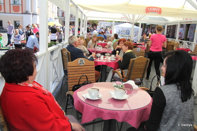 Szlifowanie ożywiło Starówkę (zdjęcia)