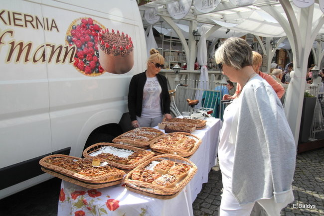 Szlifowanie ożywiło Starówkę (zdjęcia)