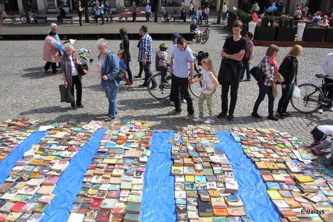 Szlifowanie ożywiło Starówkę (zdjęcia)