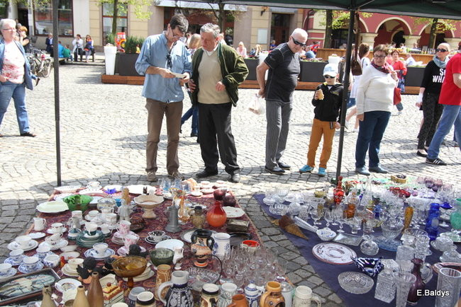 Szlifowanie ożywiło Starówkę (zdjęcia)