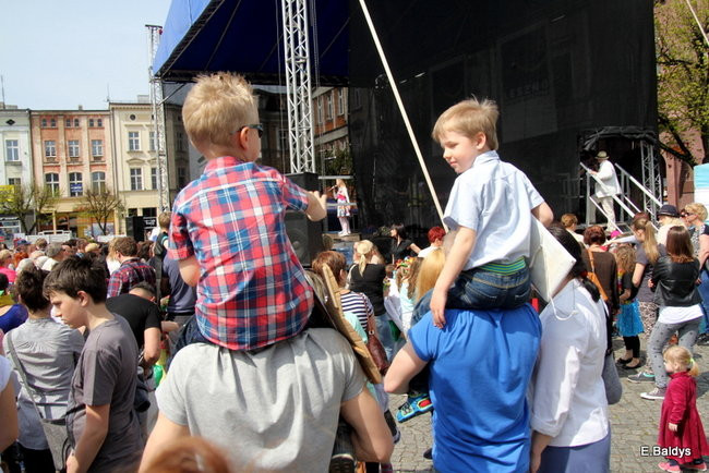 Szlifowanie ożywiło Starówkę (zdjęcia)