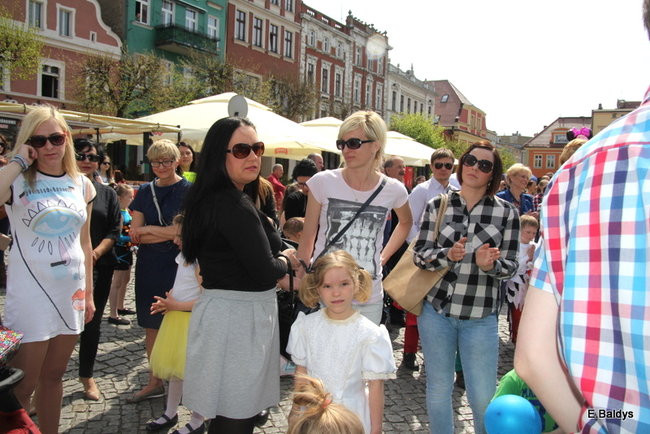 Szlifowanie ożywiło Starówkę (zdjęcia)