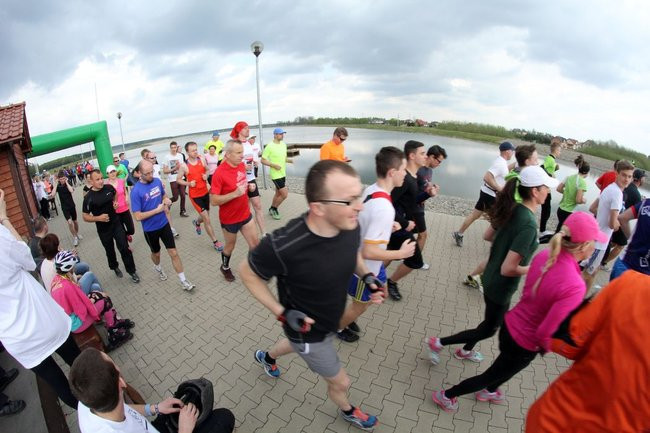 Nad zbiornikiem w Rydzynie o transplantacji (zdjęcia)