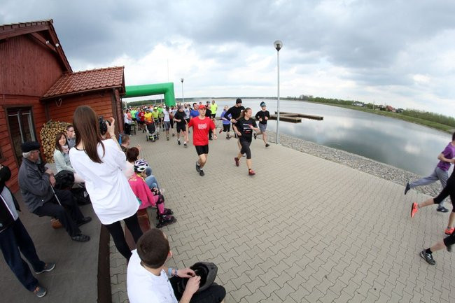 Nad zbiornikiem w Rydzynie o transplantacji (zdjęcia)