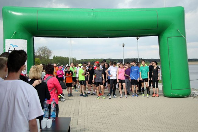 Nad zbiornikiem w Rydzynie o transplantacji (zdjęcia)