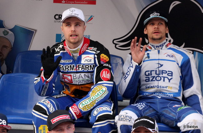 Byki lepsze od Jaskółek (zdjęcia)