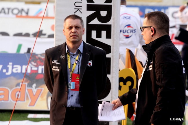 Byki lepsze od Jaskółek (zdjęcia)