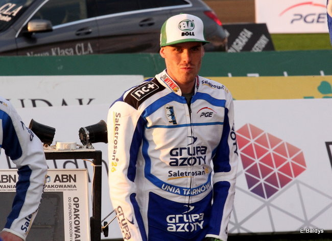 Byki lepsze od Jaskółek (zdjęcia)