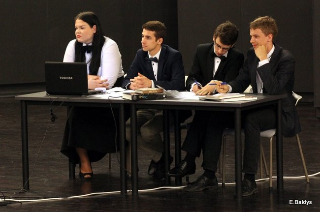 Uczniowie Ekonomika znowu najlepsi (zdjęcia)