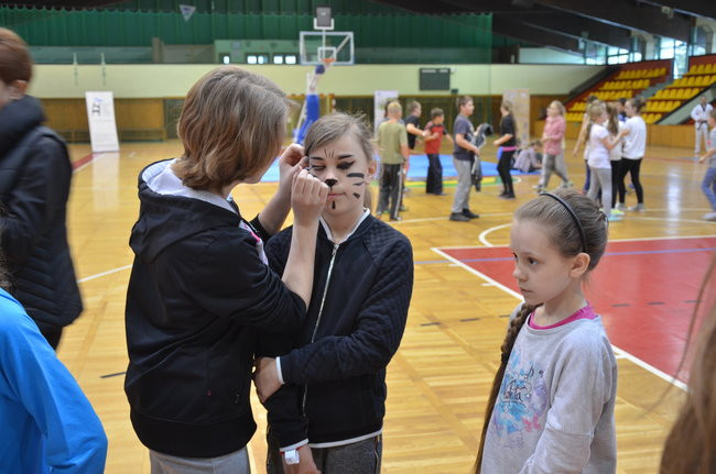 Kung fu z pandą i studentami (zdjęcia)