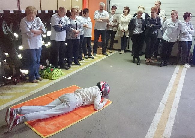 Cykliści u strażaków (zdjęcia)