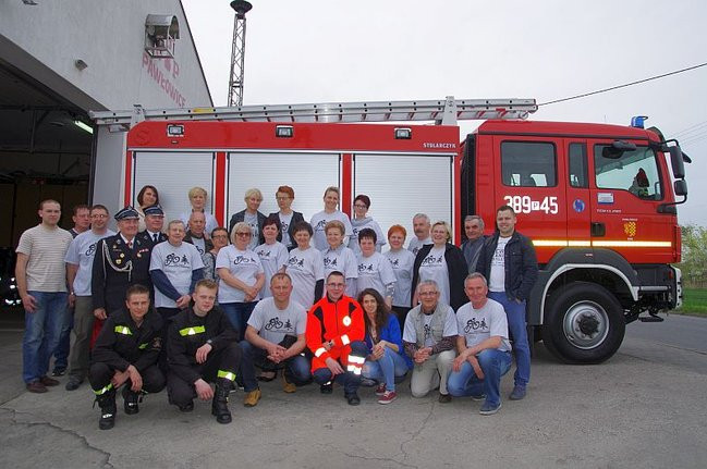 Cykliści u strażaków (zdjęcia)