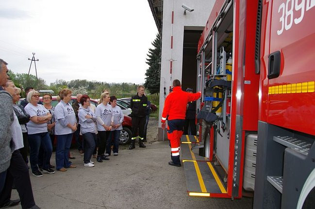 Cykliści u strażaków (zdjęcia)