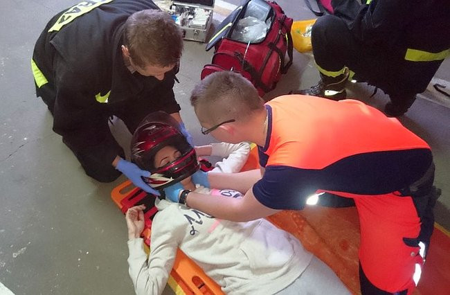 Cykliści u strażaków (zdjęcia)