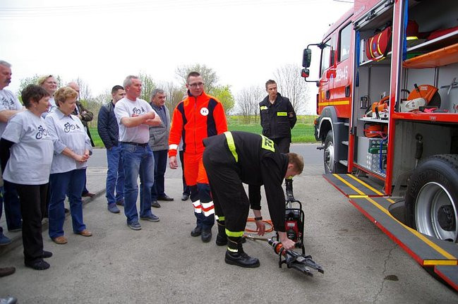 Cykliści u strażaków (zdjęcia)