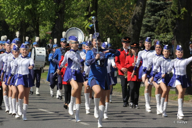 Obchody majowe w toku ( zdjęcia)
