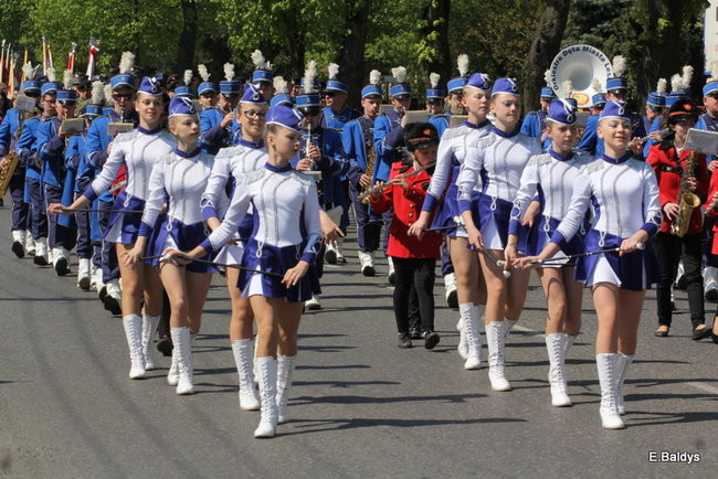 Obchody majowe w toku ( zdjęcia)