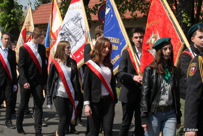 Obchody majowe w toku ( zdjęcia)