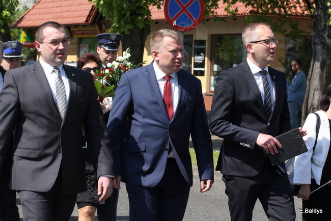 Obchody majowe w toku ( zdjęcia)