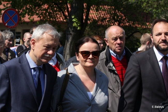 Obchody majowe w toku ( zdjęcia)