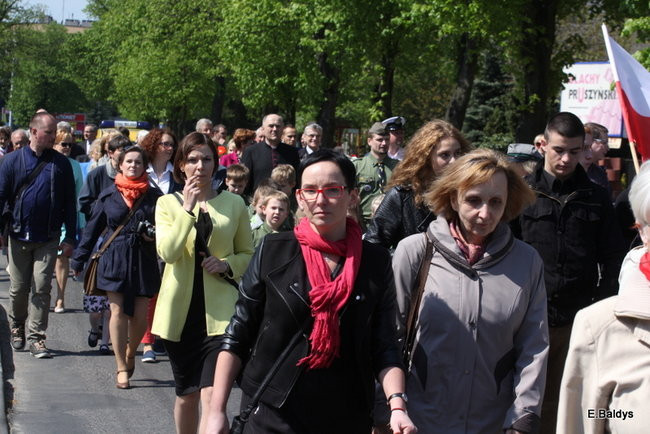 Obchody majowe w toku ( zdjęcia)