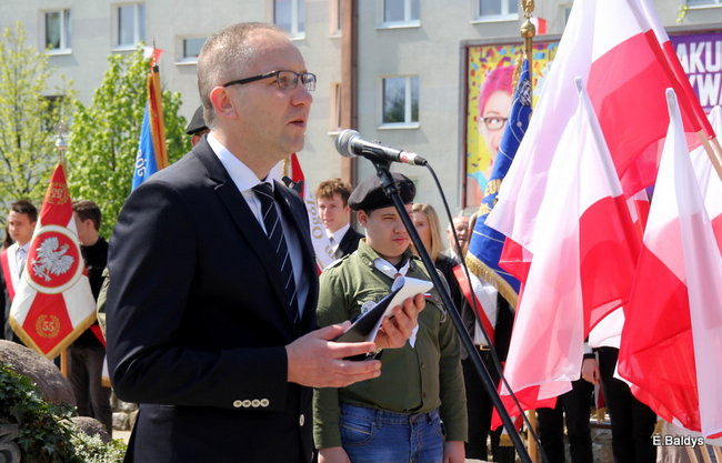 Obchody majowe w toku ( zdjęcia)