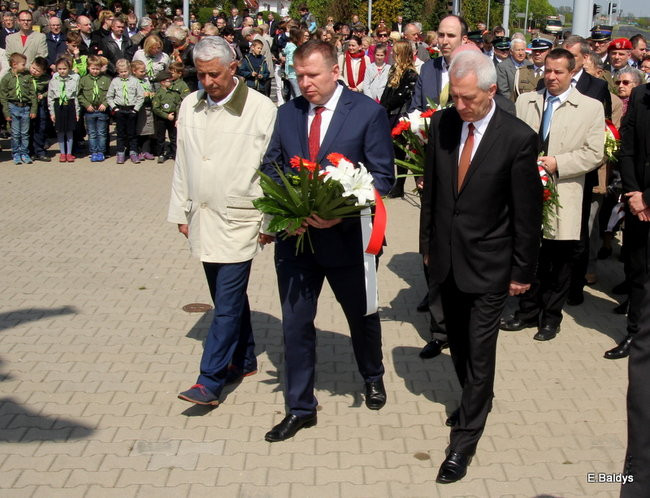 Obchody majowe w toku ( zdjęcia)
