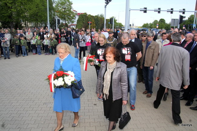 Obchody majowe w toku ( zdjęcia)