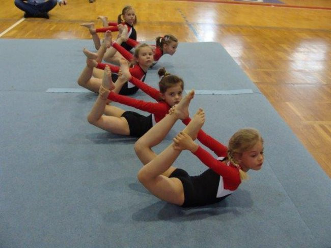 Pokaz dla przedszkolaków (zdjęcia)