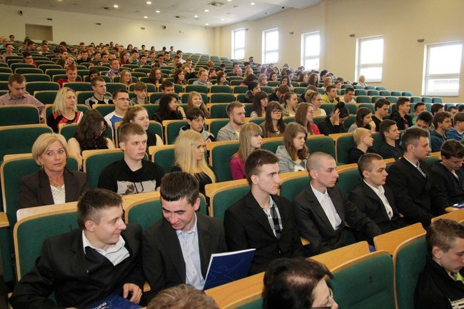 Gimnazjalisto - wybierz zawód ( zdjęcia)