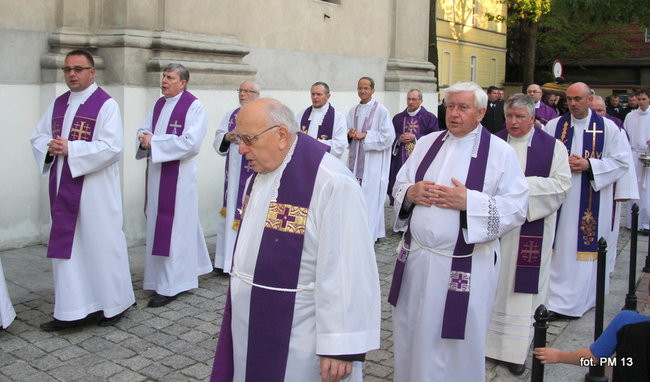 Pożegnanie proboszcza fary (zdjęcia)
