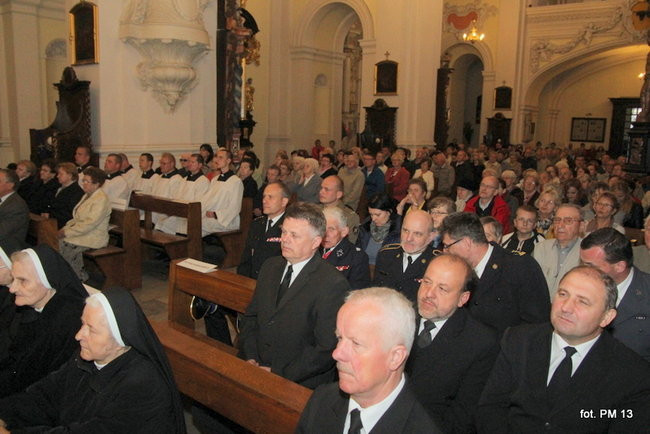 Pożegnanie proboszcza fary (zdjęcia)