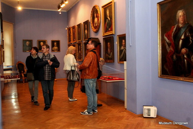 Nocne zwiedzanie Muzeum i Galerii (zdjęcia)