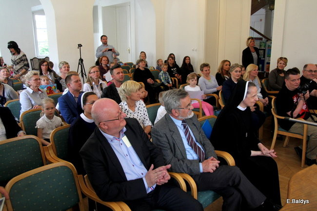 Święty Jan Paweł II oczyma dzieci ( zdjęcia)