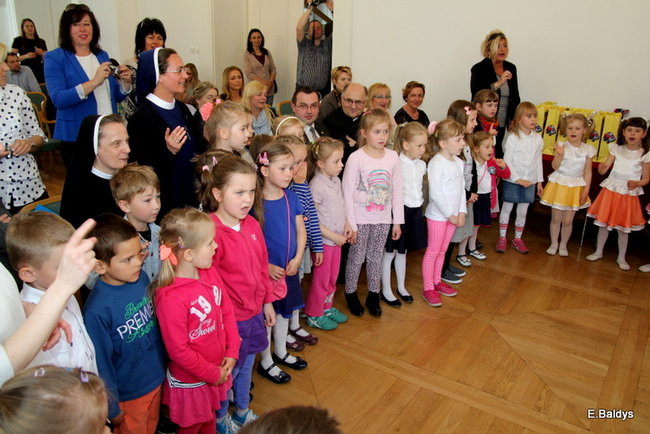 Święty Jan Paweł II oczyma dzieci ( zdjęcia)