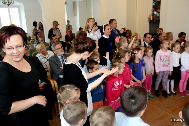 Święty Jan Paweł II oczyma dzieci ( zdjęcia)