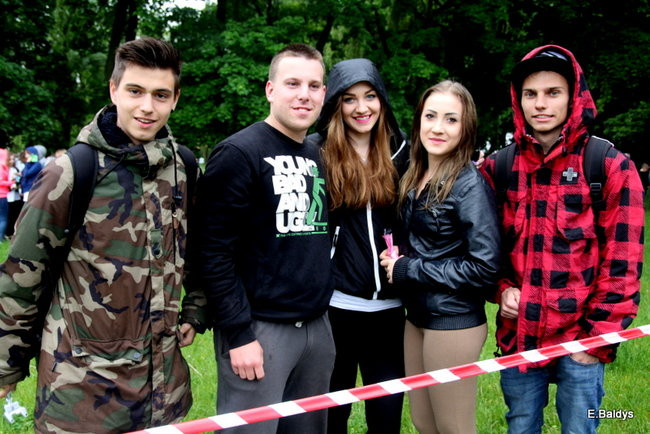 Kolorowe szaleństwo pod PWSZ ( zdjęcia)