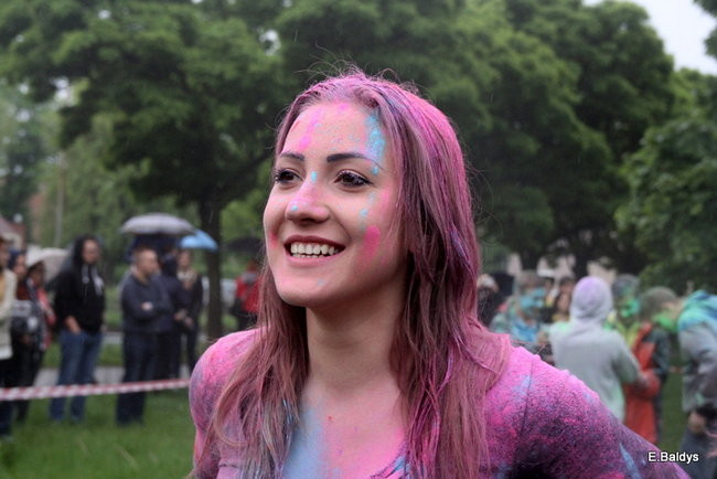 Kolorowe szaleństwo pod PWSZ ( zdjęcia)