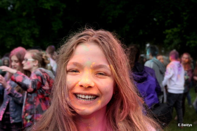 Kolorowe szaleństwo pod PWSZ ( zdjęcia)