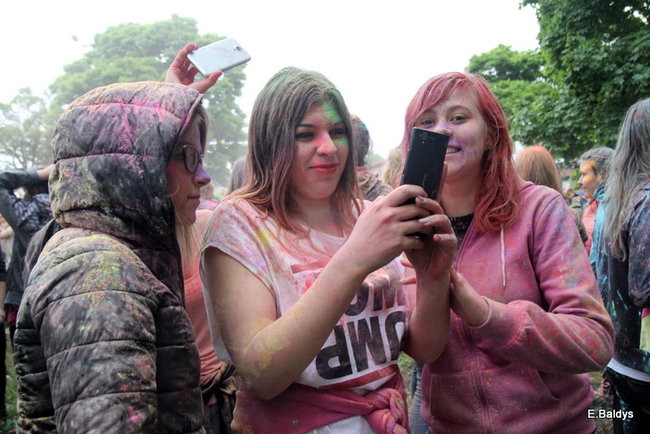 Kolorowe szaleństwo pod PWSZ ( zdjęcia)